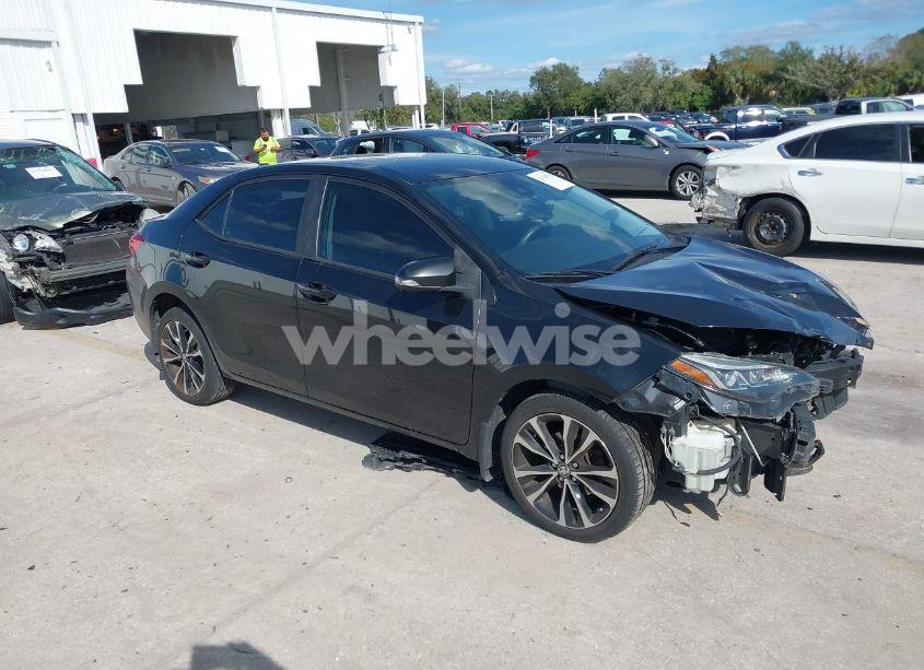 2018 Toyota Corolla SE (VIN 2T1BURHE8JC080897) main photo