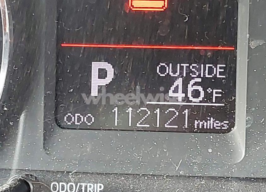 Photo 16 of 2018 Toyota Corolla LE (VIN 2T1BURHE8JC081838)