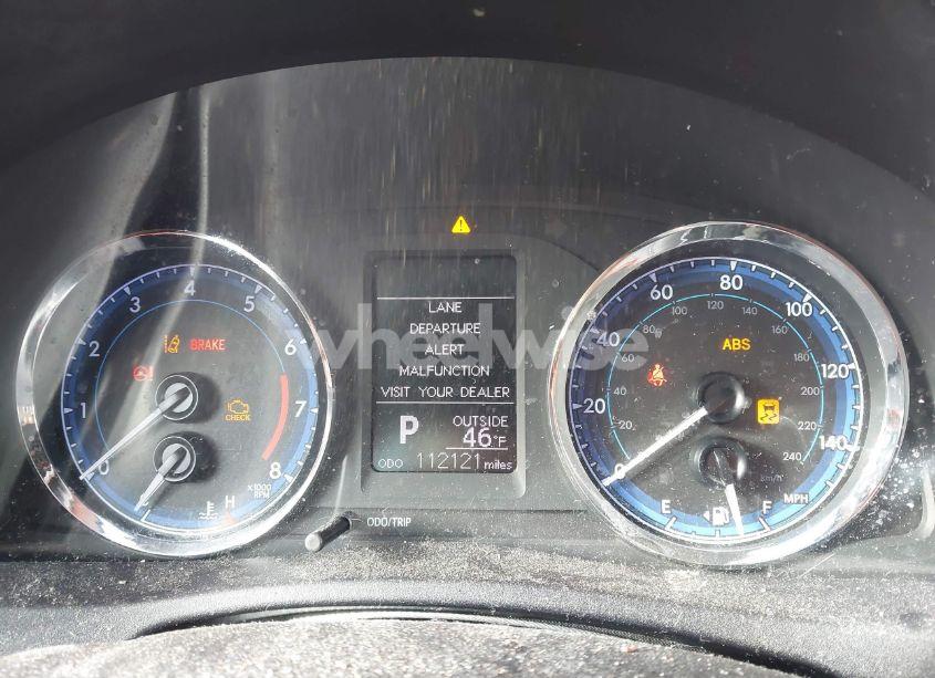 Photo 7 of 2018 Toyota Corolla LE (VIN 2T1BURHE8JC081838)