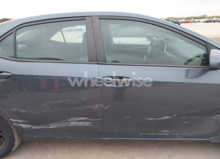 Photo 14 of 2018 Toyota Corolla LE (VIN 2T1BURHE8JC111386)