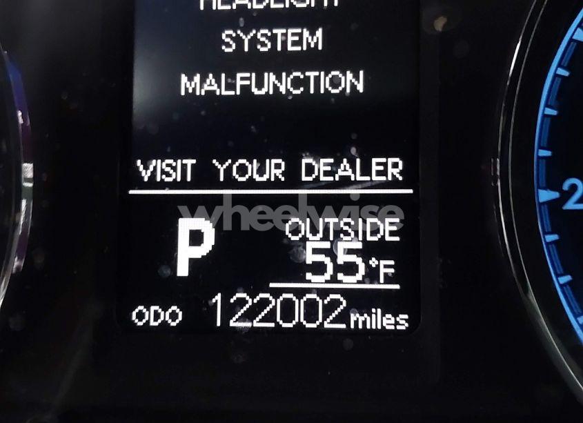 Photo 16 of 2018 Toyota Corolla LE (VIN 2T1BURHE8JC111386)