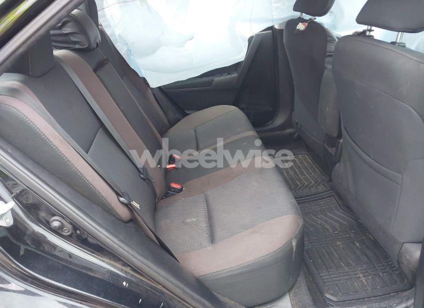 Photo 8 of 2018 Toyota Corolla LE (VIN 2T1BURHE8JC113915)