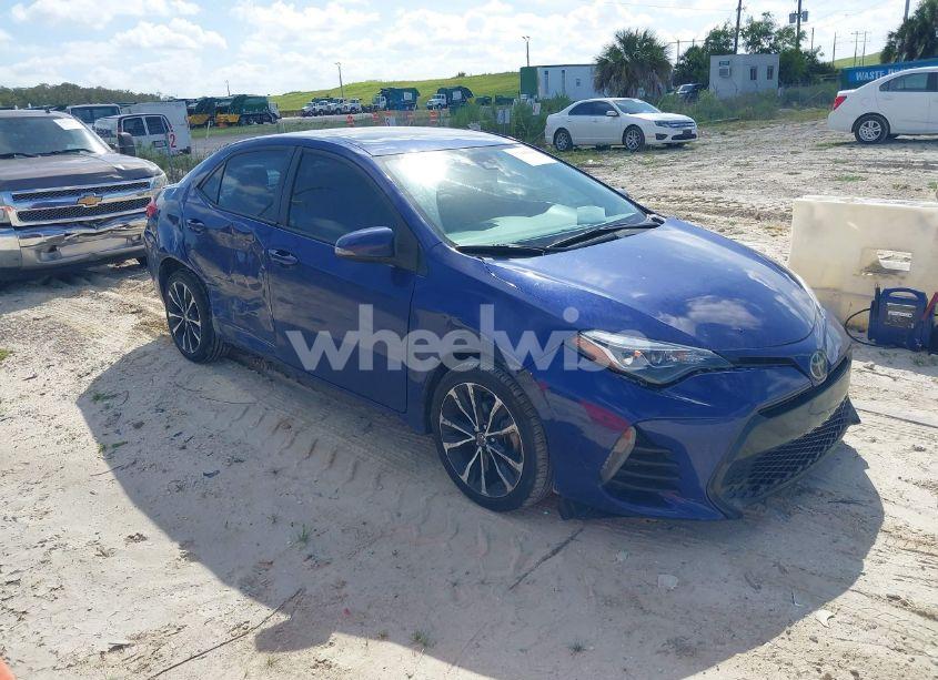 2018 Toyota Corolla SE (VIN 2T1BURHE8JC968906) main photo