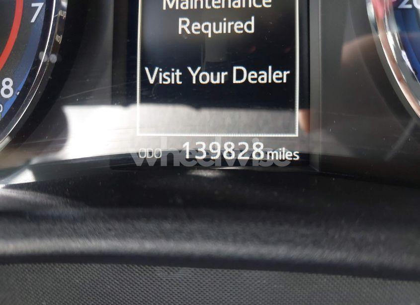 Photo 15 of 2018 Toyota Corolla SE (VIN 2T1BURHE8JC968906)