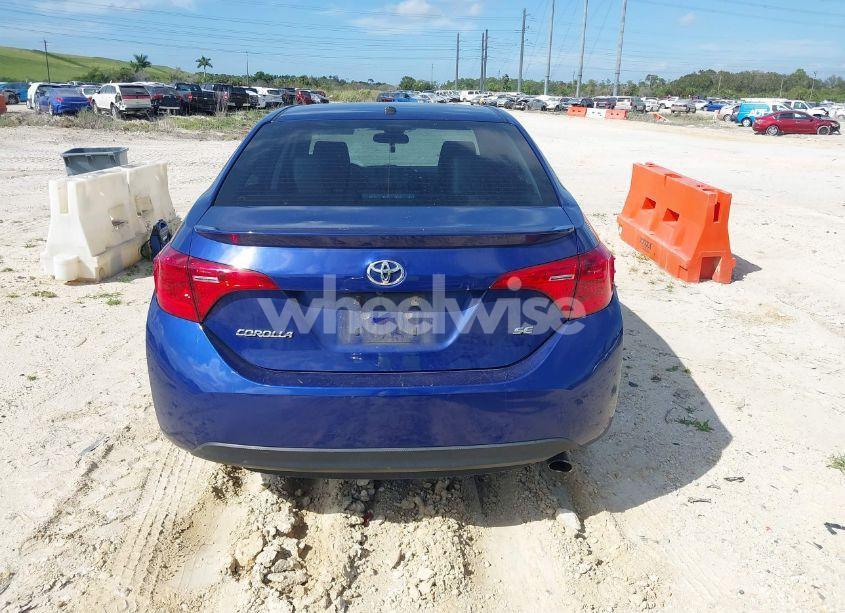 Photo 16 of 2018 Toyota Corolla SE (VIN 2T1BURHE8JC968906)