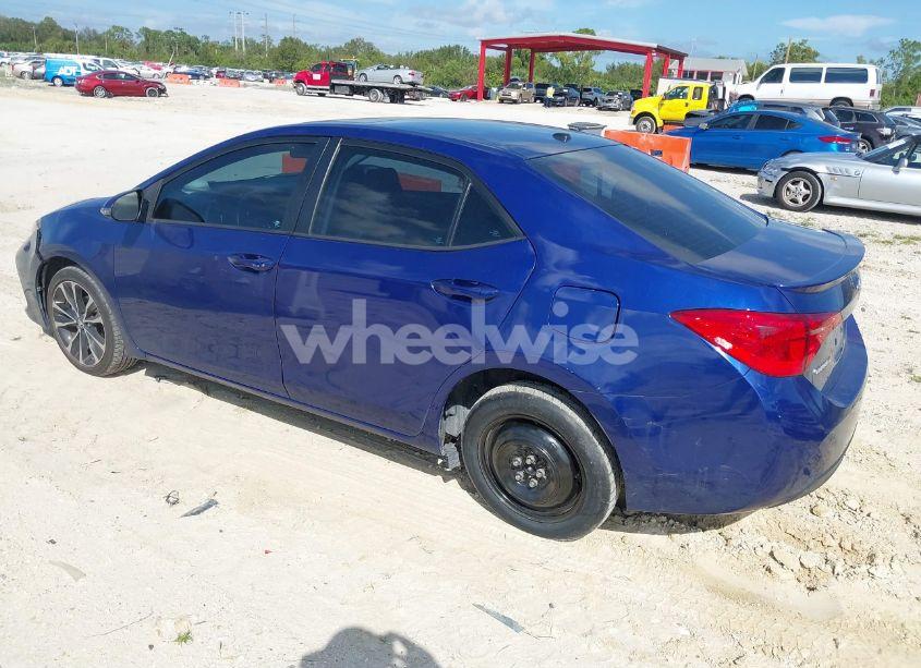 Photo 3 of 2018 Toyota Corolla SE (VIN 2T1BURHE8JC968906)