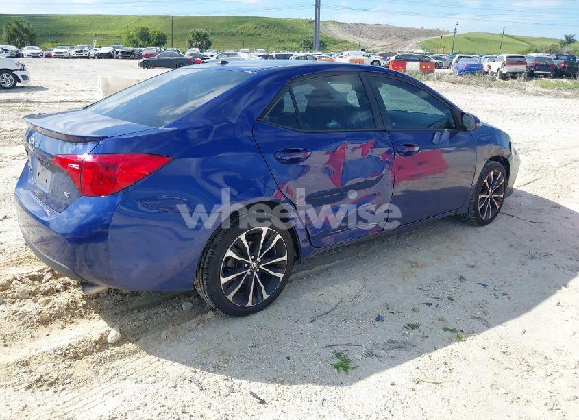 Photo 4 of 2018 Toyota Corolla SE (VIN 2T1BURHE8JC968906)