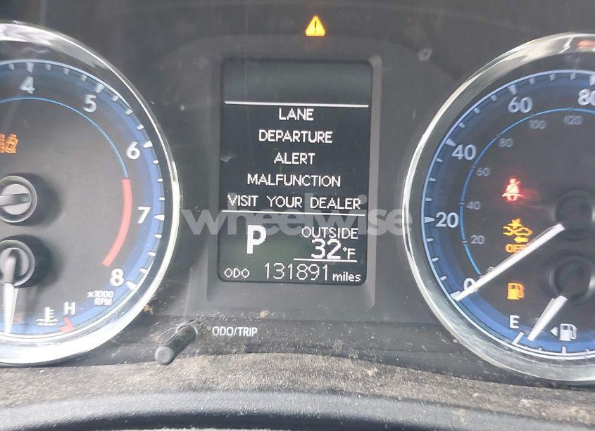 Photo 15 of 2018 Toyota Corolla LE (VIN 2T1BURHE8JC980330)