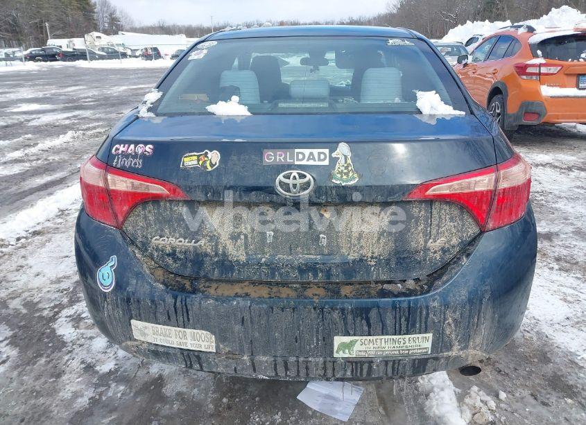 Photo 16 of 2018 Toyota Corolla LE (VIN 2T1BURHE8JC980330)