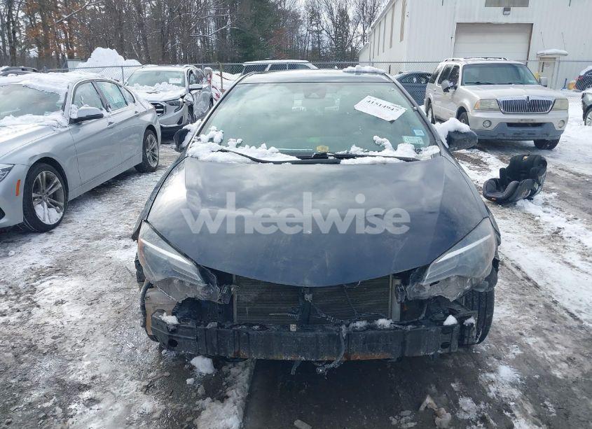 Photo 6 of 2018 Toyota Corolla LE (VIN 2T1BURHE8JC980330)