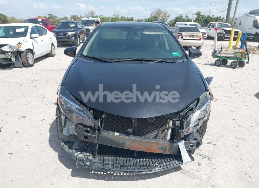 Photo 12 of 2018 Toyota Corolla LE (VIN 2T1BURHE8JC988573)