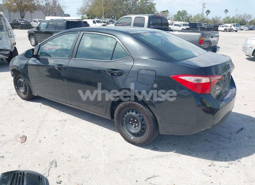 Photo 3 of 2018 Toyota Corolla LE (VIN 2T1BURHE8JC988573)