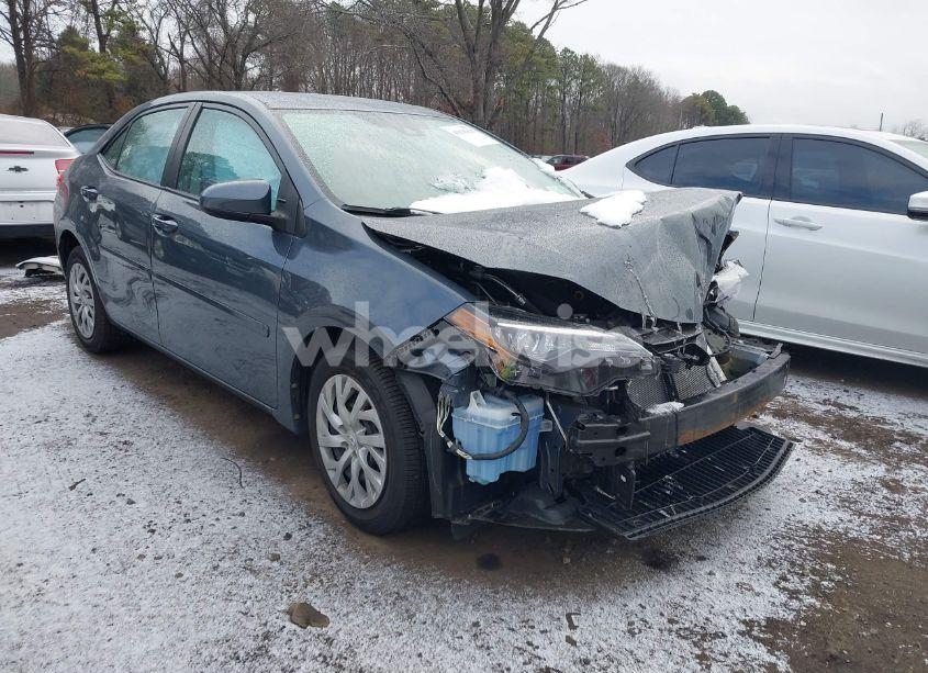 2018 Toyota Corolla LE (VIN 2T1BURHE8JC993434) main photo