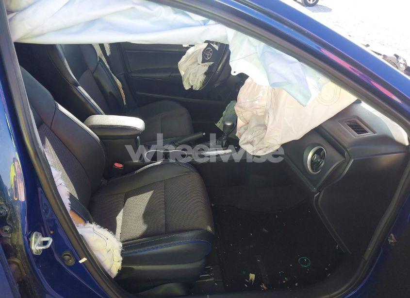 Photo 5 of 2019 Toyota Corolla SE (VIN 2T1BURHE8KC130022)