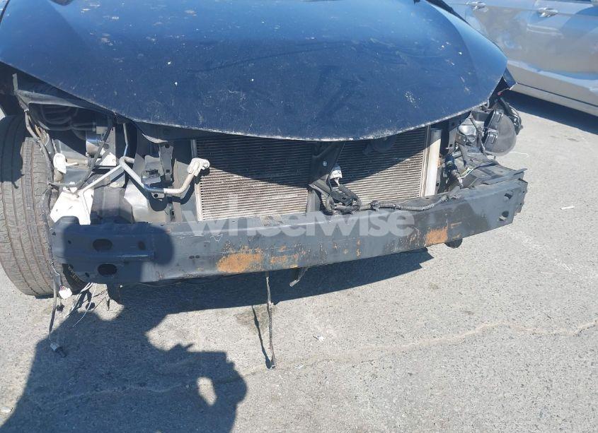 Photo 6 of 2019 Toyota Corolla L (VIN 2T1BURHE8KC135107)