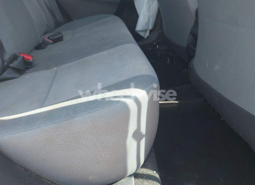 Photo 8 of 2019 Toyota Corolla L (VIN 2T1BURHE8KC135107)