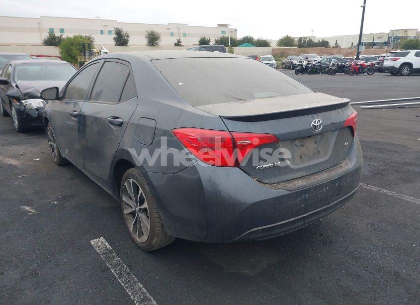 Photo 14 of 2019 Toyota Corolla SE (VIN 2T1BURHE8KC156068)