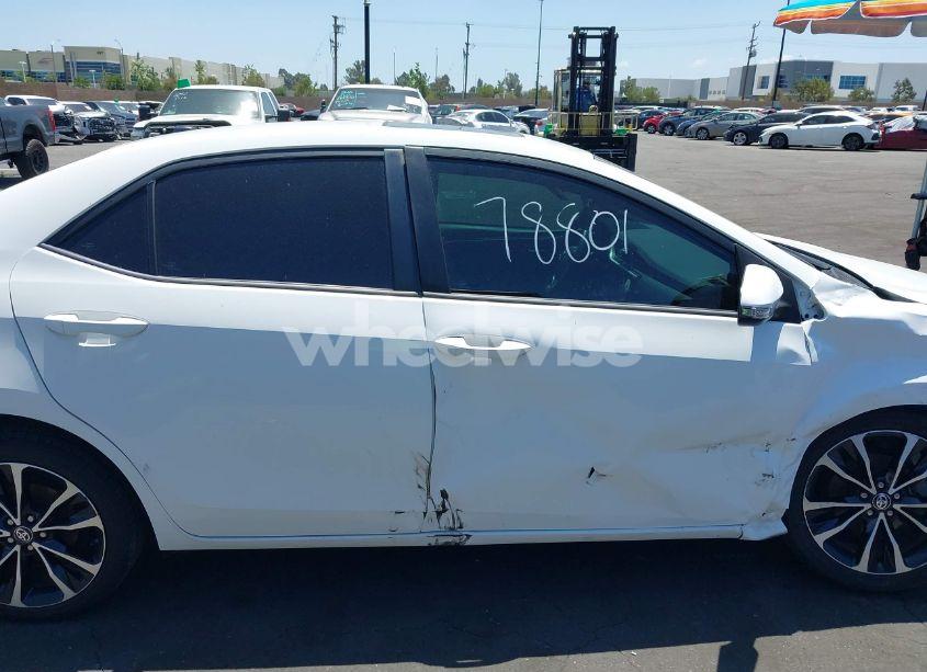 Photo 13 of 2019 Toyota Corolla SE (VIN 2T1BURHE8KC166924)