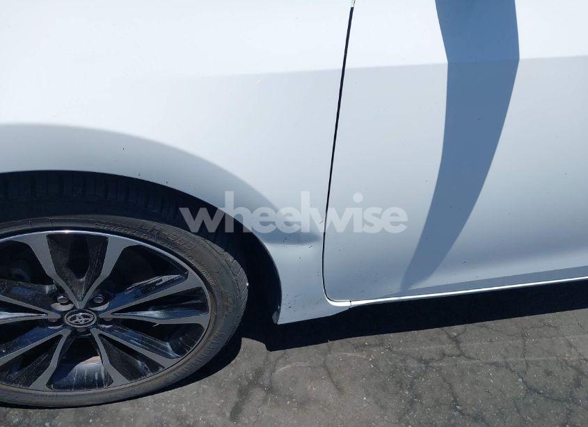 Photo 17 of 2019 Toyota Corolla SE (VIN 2T1BURHE8KC166924)