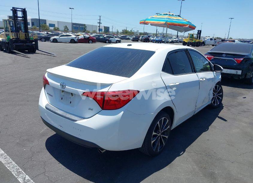 Photo 4 of 2019 Toyota Corolla SE (VIN 2T1BURHE8KC166924)