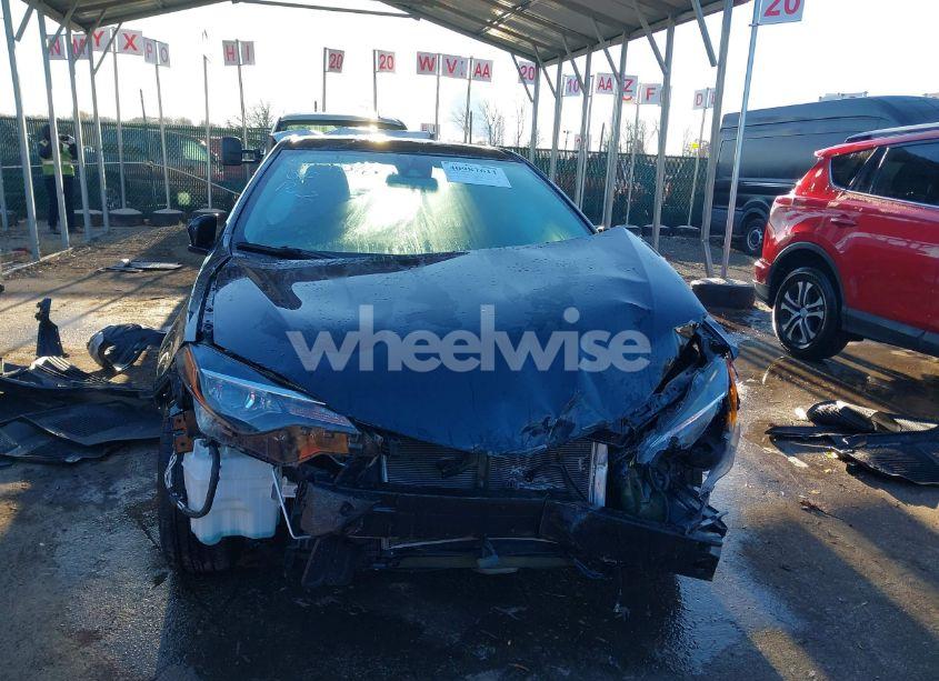 Photo 13 of 2019 Toyota Corolla LE (VIN 2T1BURHE8KC167359)