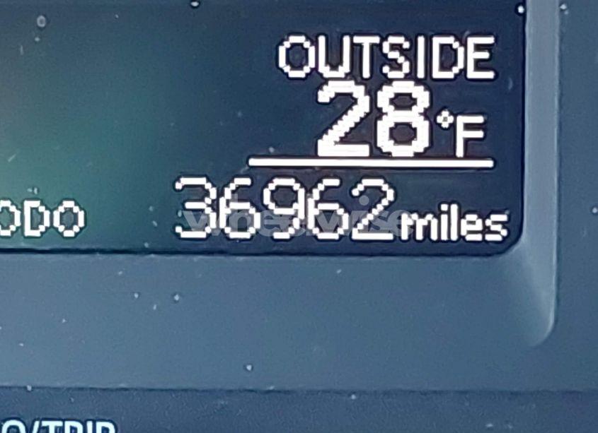 Photo 16 of 2019 Toyota Corolla LE (VIN 2T1BURHE8KC167359)