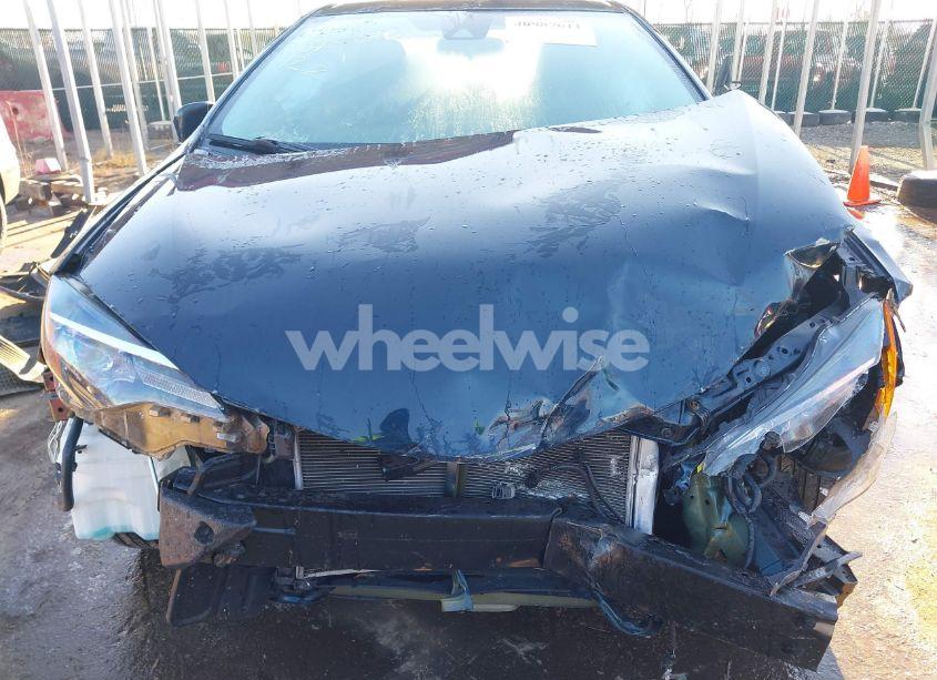 Photo 6 of 2019 Toyota Corolla LE (VIN 2T1BURHE8KC167359)