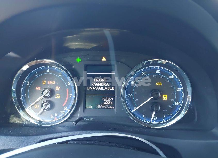 Photo 7 of 2019 Toyota Corolla LE (VIN 2T1BURHE8KC167359)