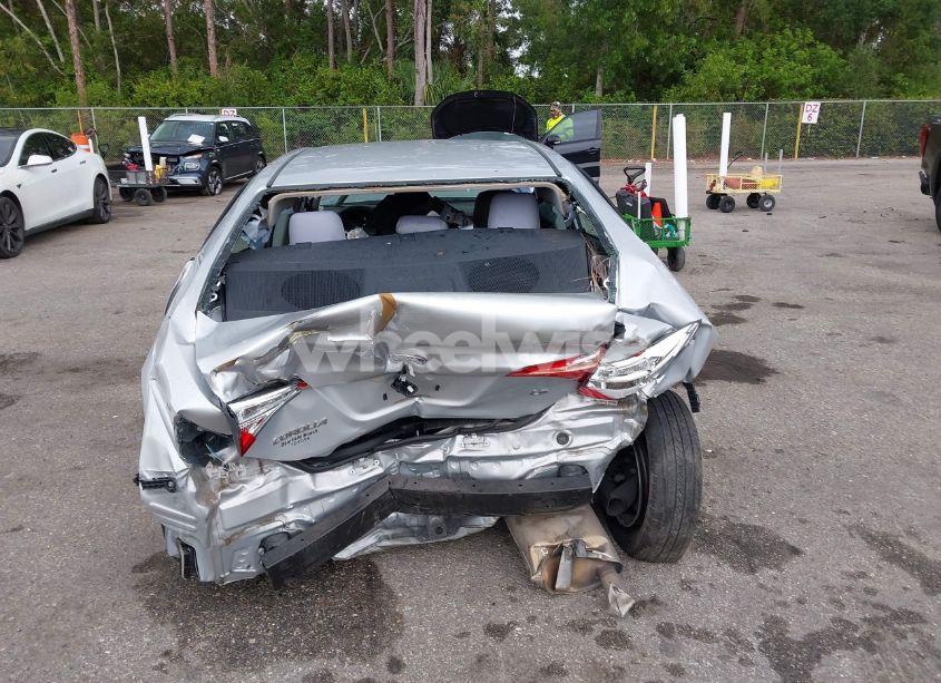 Photo 16 of 2019 Toyota Corolla LE (VIN 2T1BURHE8KC170584)