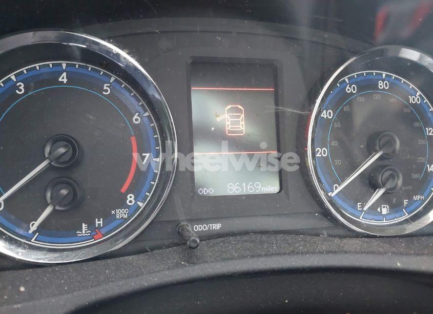 Photo 7 of 2019 Toyota Corolla LE (VIN 2T1BURHE8KC172657)