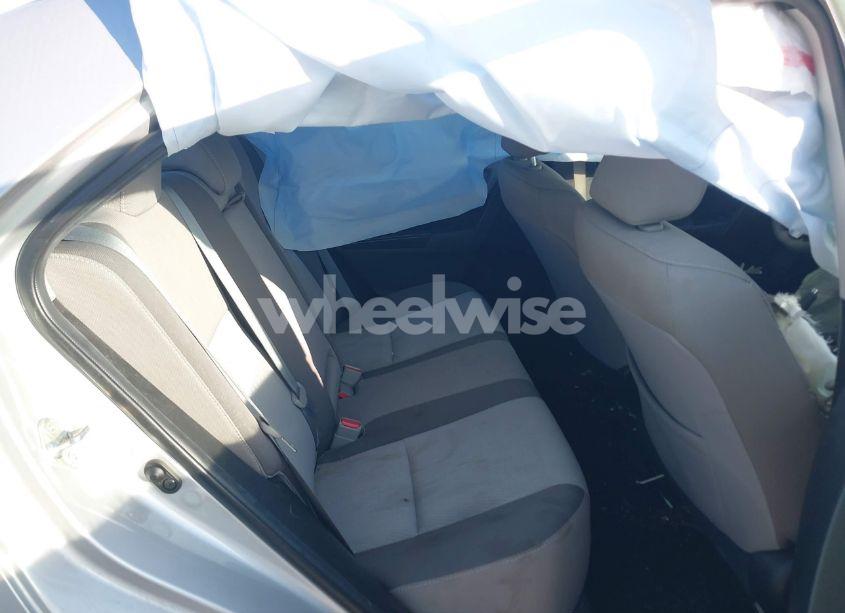 Photo 8 of 2019 Toyota Corolla LE (VIN 2T1BURHE8KC172657)