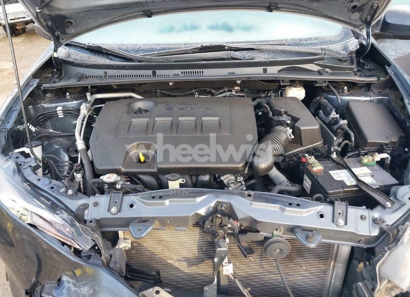 Photo 10 of 2019 Toyota Corolla LE (VIN 2T1BURHE8KC172772)