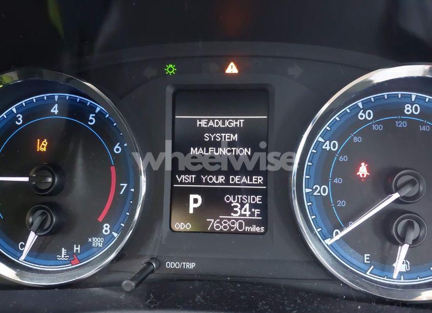 Photo 16 of 2019 Toyota Corolla LE (VIN 2T1BURHE8KC172772)