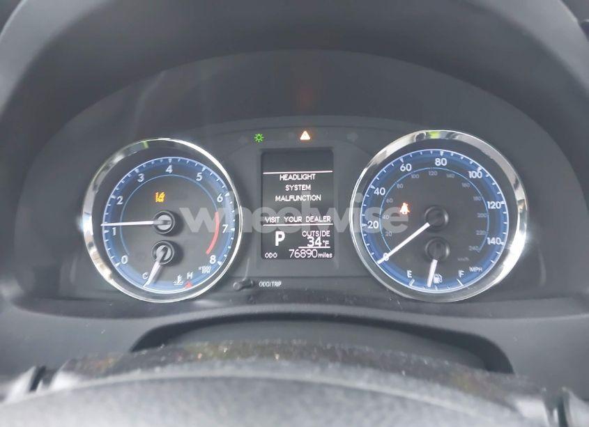 Photo 7 of 2019 Toyota Corolla LE (VIN 2T1BURHE8KC172772)