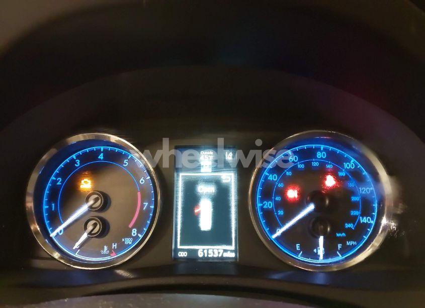 Photo 7 of 2019 Toyota Corolla SE (VIN 2T1BURHE8KC184470)