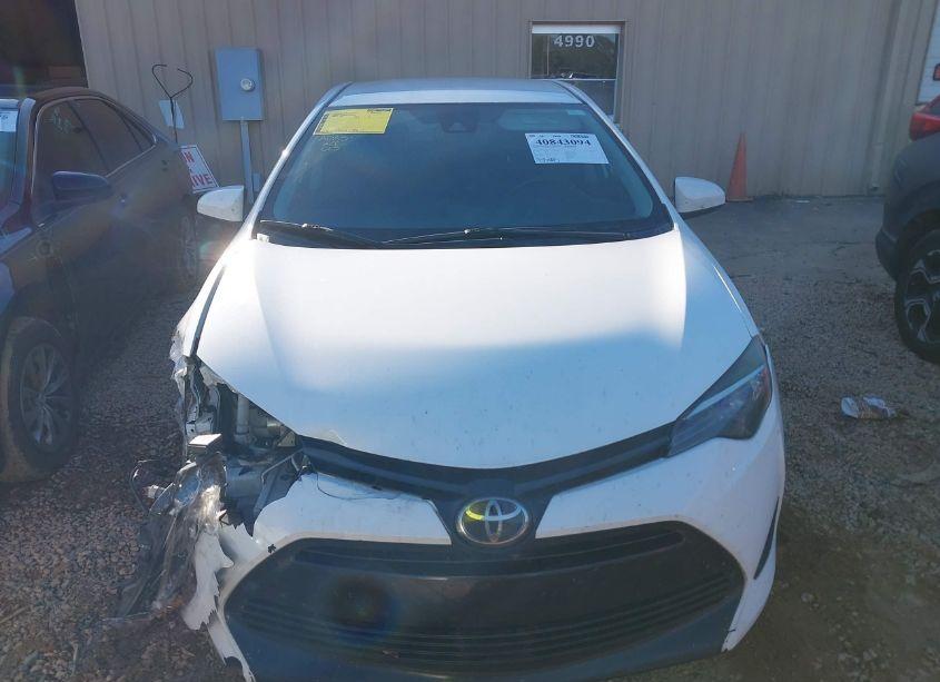 Photo 12 of 2019 Toyota Corolla LE (VIN 2T1BURHE8KC203468)