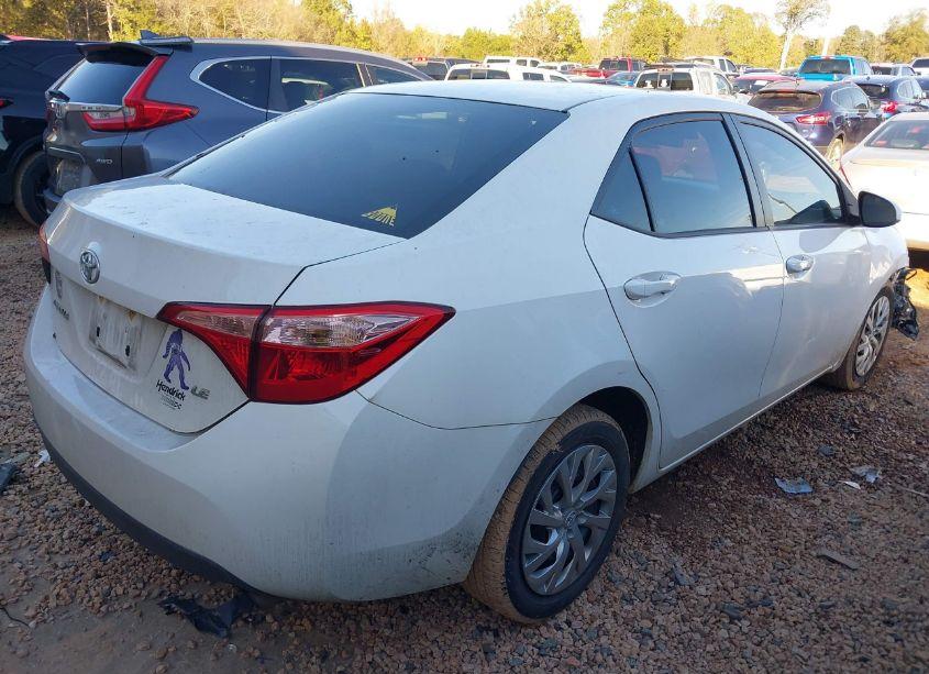 Photo 4 of 2019 Toyota Corolla LE (VIN 2T1BURHE8KC203468)