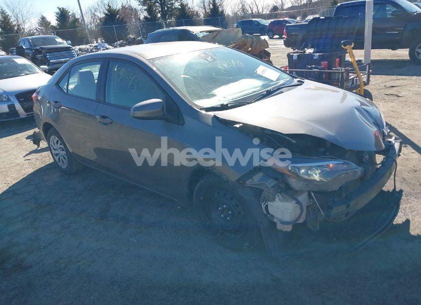 2019 Toyota Corolla LE (VIN 2T1BURHE8KC210629) main photo