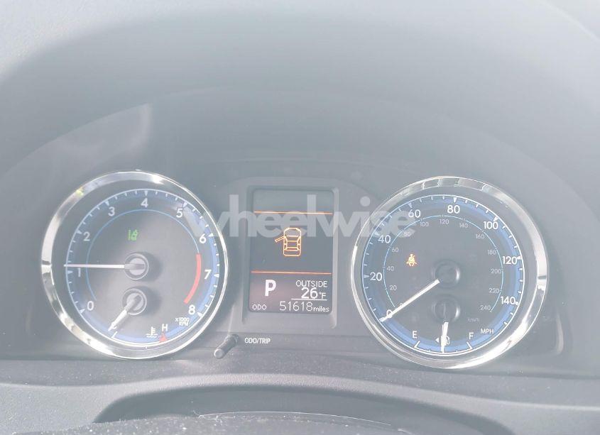 Photo 7 of 2019 Toyota Corolla LE (VIN 2T1BURHE8KC217841)