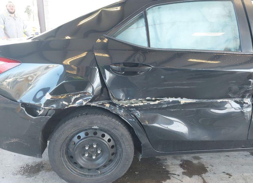 Photo 6 of 2019 Toyota Corolla LE (VIN 2T1BURHE8KC220979)