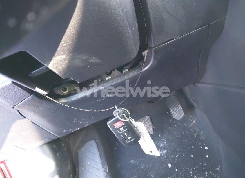 Photo 11 of 2019 Toyota Corolla XSE (VIN 2T1BURHE8KC221095)