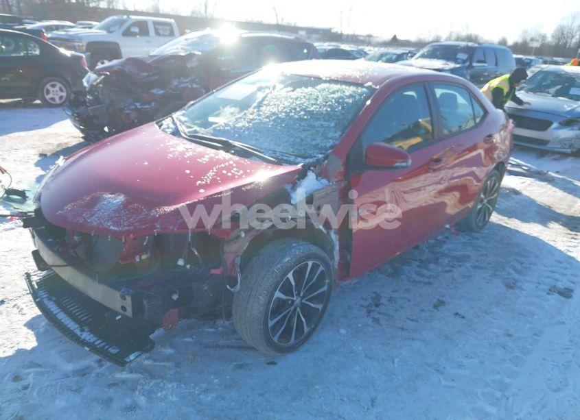 Photo 2 of 2019 Toyota Corolla XSE (VIN 2T1BURHE8KC221095)