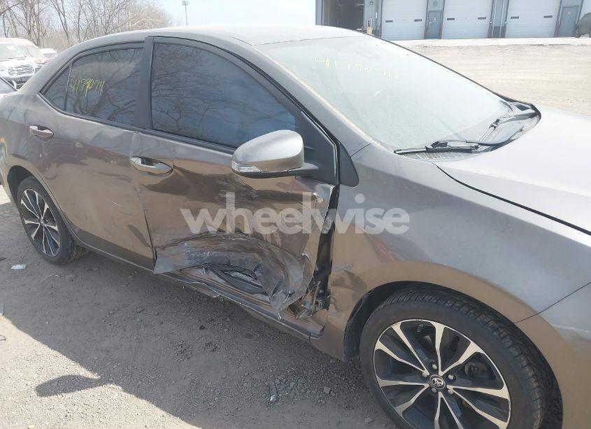 Photo 6 of 2019 Toyota Corolla SE (VIN 2T1BURHE8KC234462)