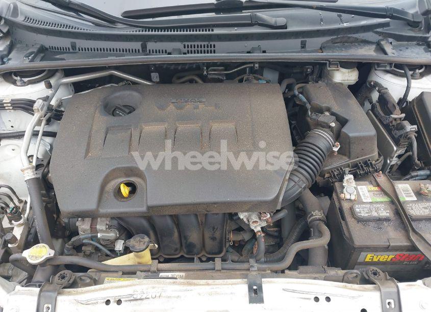 Photo 10 of 2014 Toyota Corolla LE (VIN 2T1BURHE9EC036039)