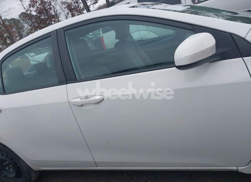 Photo 13 of 2014 Toyota Corolla LE (VIN 2T1BURHE9EC036039)