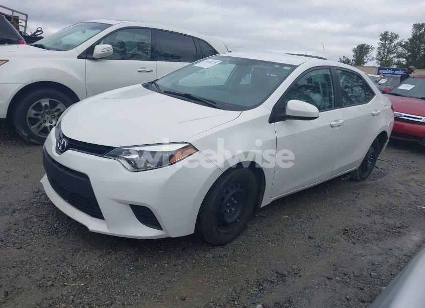 Photo 2 of 2014 Toyota Corolla LE (VIN 2T1BURHE9EC036039)