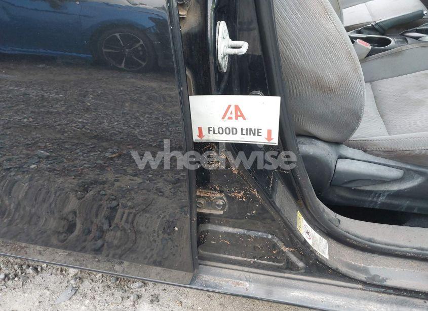 Photo 6 of 2014 Toyota Corolla L/LE/LE PLS/PRM/S/S PLS (VIN 2T1BURHE9EC061569)