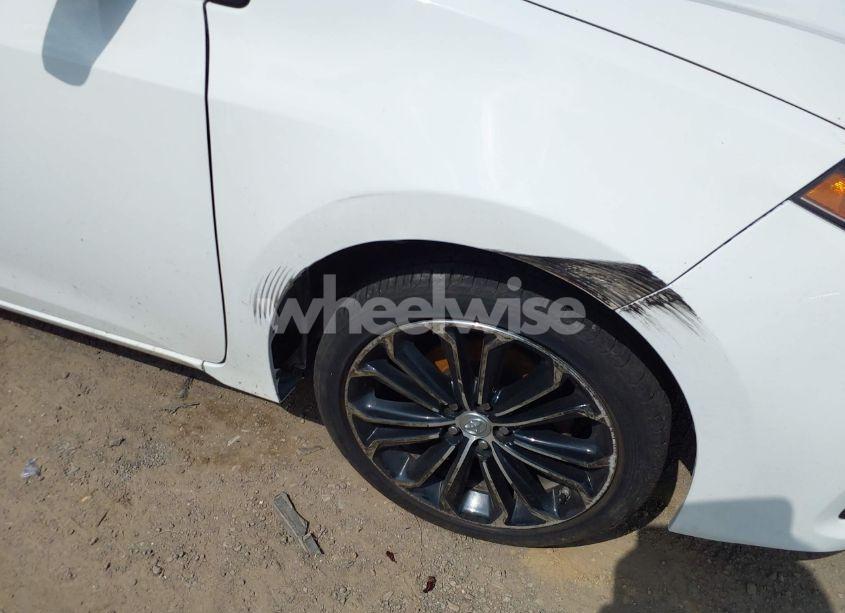 Photo 18 of 2014 Toyota Corolla S PLUS (VIN 2T1BURHE9EC123407)