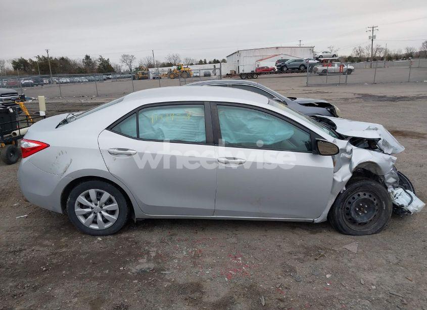 Photo 13 of 2014 Toyota Corolla LE (VIN 2T1BURHE9EC143754)