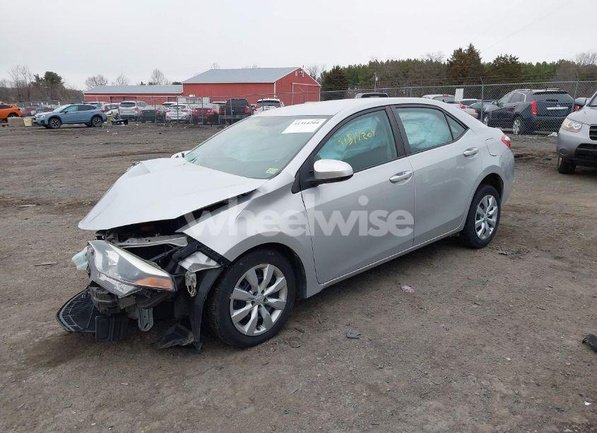 Photo 2 of 2014 Toyota Corolla LE (VIN 2T1BURHE9EC143754)